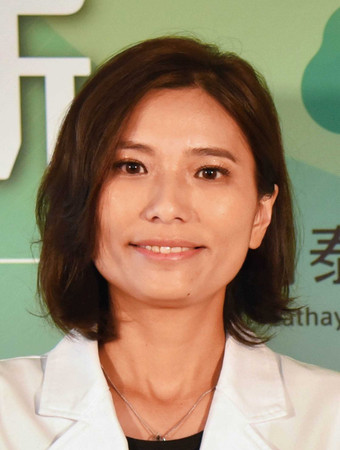 大肠癌关键在瘜肉!超过5成年轻人都有竟与爱喝果汁有关