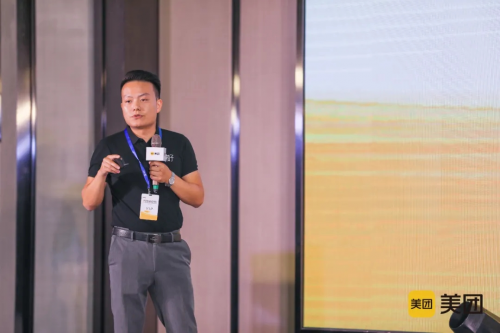 湘菜又出新黑马,他做小炒日翻台12次,逆势开出17家直营店!